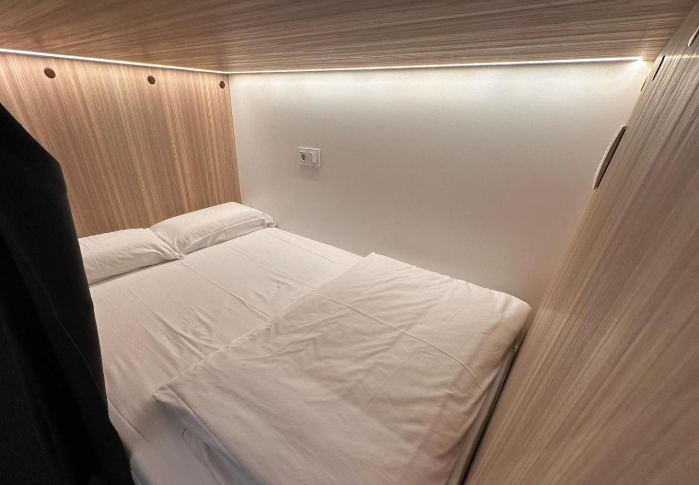 Hostel Siesta & Go Madrid Eksteriør bilde